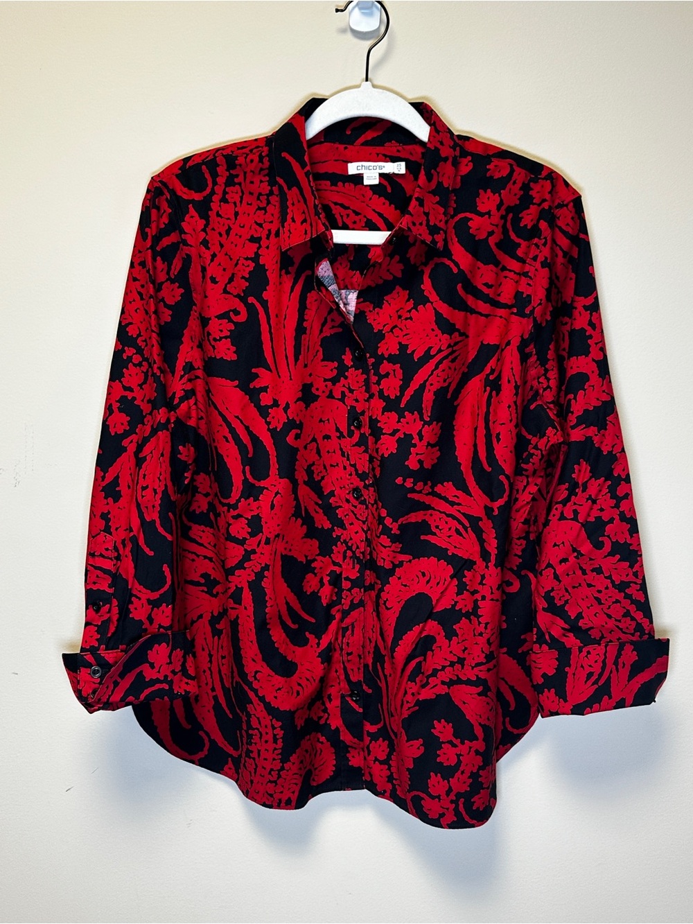 Chico's Black and Red Paisley Print Button-Down Shirt Size 2.5